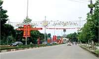 Thành phố Việt Trì tăng cường tuyên truyền trực quan chào mừng Đại hội Đảng bộ tỉnh lần thứ XVIII