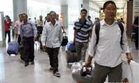 South Korea paves way for Vietnamese migrant workers