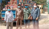 Vietnamese citizens hit by COVID-19 pandemic in Cambodia receive support