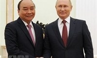 Chủ tịch nước Nguyễn Xuân Phúc hội đàm với Tổng thống Nga Vladimir Putin