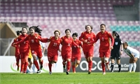 Women’s football team showered with bonuses