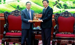 Đại sứ đặc mệnh toàn quyền nước CHDCND Lào tại Việt Nam thăm và làm việc tại tỉnh Phú Thọ