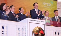 Thủ tướng Phạm Minh Chính rung chuông khai mạc phiên giao dịch Sàn Chứng khoán New York