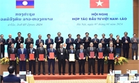 Vietnam, Laos agree on major cooperation orientations for 2024