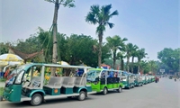 Hơn 100 xe điện sẵn sàng phục vụ du khách dịp Giỗ Tổ Hùng Vương