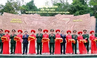 Inauguration of the relief “Uncle Ho talking to officers and soldiers of the Pioneer Army”
