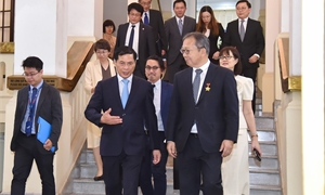 Japanese Ambassador honoured for contributing to Vietnam-Japan diplomatic relations