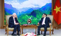 Thủ tướng Phạm Minh Chính tiếp nguyên Giám đốc Chương trình Việt Nam tại Havard