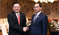 Phó Thủ tướng Bùi Thanh Sơn gặp Tổng Thư ký ASEAN Kao Kim Hourn
