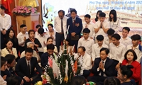 Trường Cao đẳng Y tế Phú Thọ tổ chức  Tết  Bunpimay cho các bạn lưu học sinh Lào