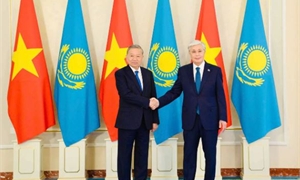 Tuyên bố chung về việc thiết lập quan hệ Đối tác chiến lược Việt Nam-Kazakhstan