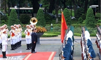 Chủ tịch nước Lương Cường chủ trì lễ đón Tổng thống Cộng hòa Pháp