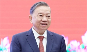 또 럼 당 서기장, “베트남 도약의 시대에 진입할 것 확신해…”