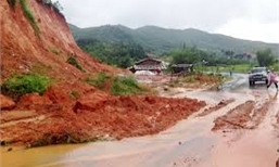 Chủ động ứng phó với ảnh hưởng của hoàn lưu bão số 5, mưa lớn, lũ, ngập lụt, lũ quét, sạt lở đất