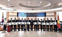 Viet Nam, RoK step up cooperation in training strategic-level leaders