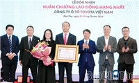 Toyota Việt Nam đón nhận Huân chương Lao động hạng Nhất