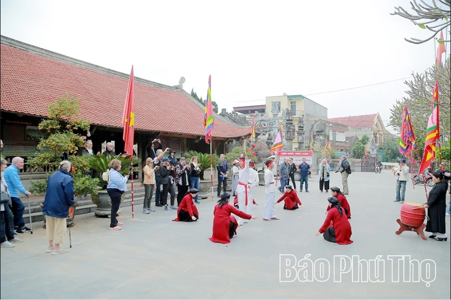 Phu Tho’s Xoan Singing: A “Cultural Ambassador” Reaching the World