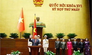 Thông qua Nghị quyết bầu Tổng Bí thư Tô Lâm giữ chức Chủ tịch nước khoá XVI