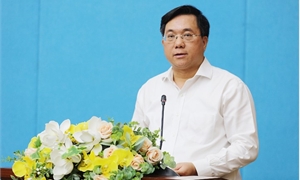 Kiên định các mục tiêu, nhiệm vụ đã xác định, quyết tâm phấn đấu đạt mục tiêu tăng trưởng 2 con số