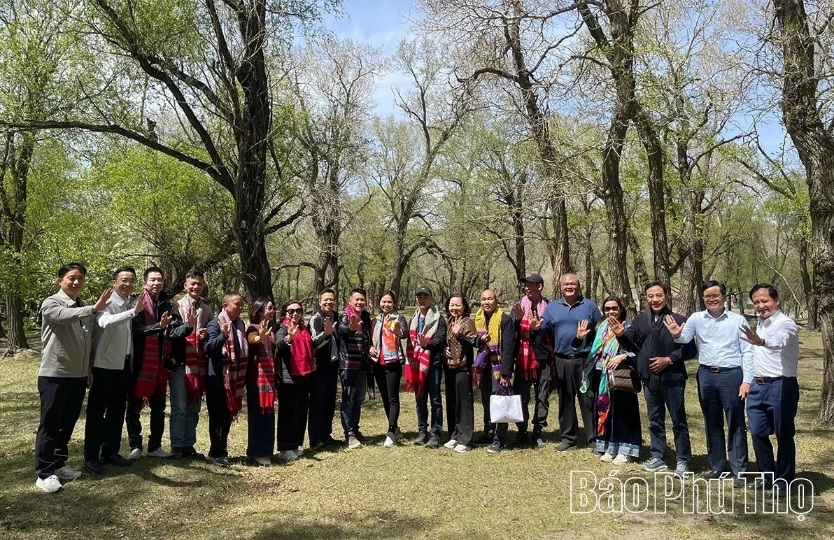 Phu Tho province delegation works in Mongolia