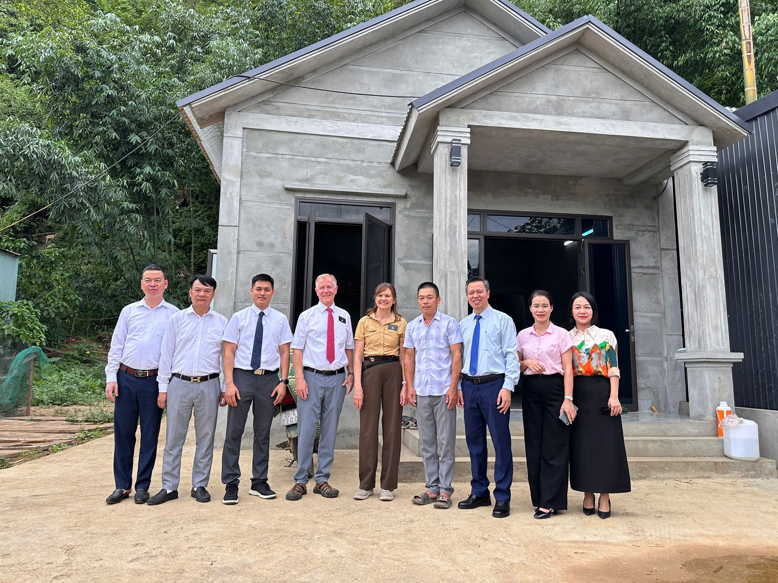 HANDOVER OF LDSC PROJECT IN THU CUC COMMUNE, PHU THO PROVINCE