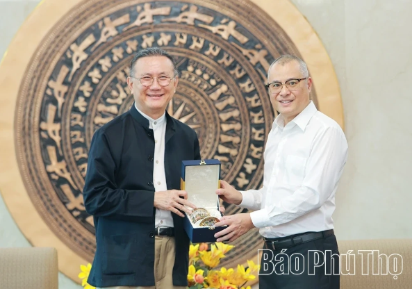 Strengthening cooperation in smart urban development and high-tech industry