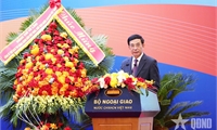 Tăng cường phối hợp, phát huy vai trò tiên phong của ngoại giao - quốc phòng - an ninh trong xây dựng và bảo vệ Tổ quốc