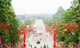 Tượng đài “Bác Hồ với ngày hội non sông”: Tiếp nối những giá trị lịch sử của dân tộc