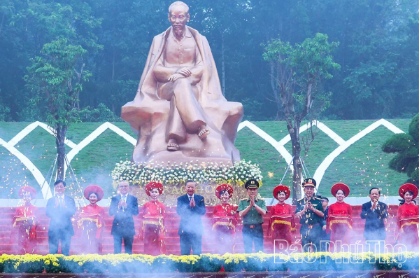 Celebrating the 72nd Anniversary of Uncle Ho’s Visit to Hung Kings Temple and the Inauguration of the Monument “Uncle Ho with the National Festival”